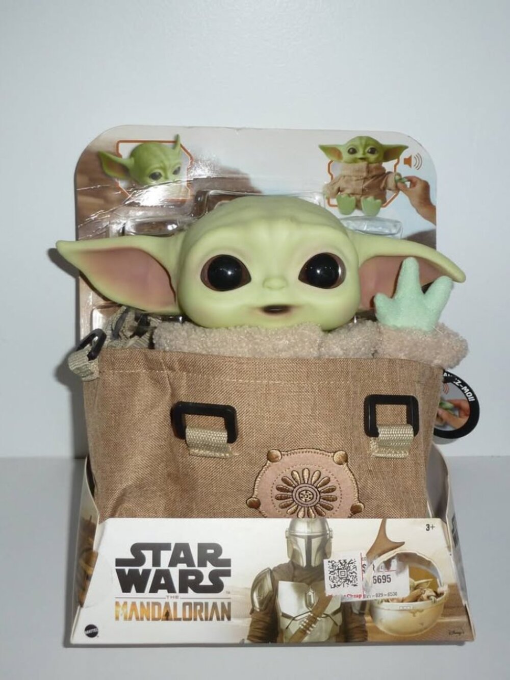 Disney Star Wars The Mandalorian Baby Yoda Grogu Plush / Satchel & Sound - NIB